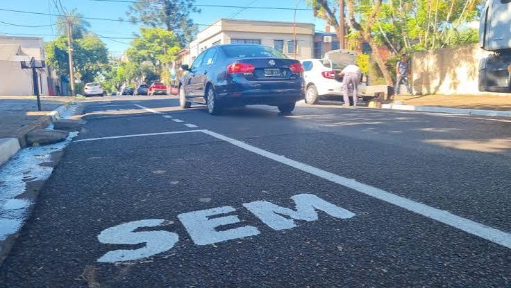 FUERA ESTACIONAMIENTO MEDIDO EN POSADAS:ES LA POSICION DE HERRERA AHUAD.